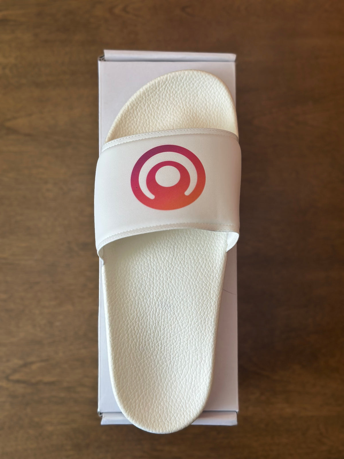 Oula Bug White Slides